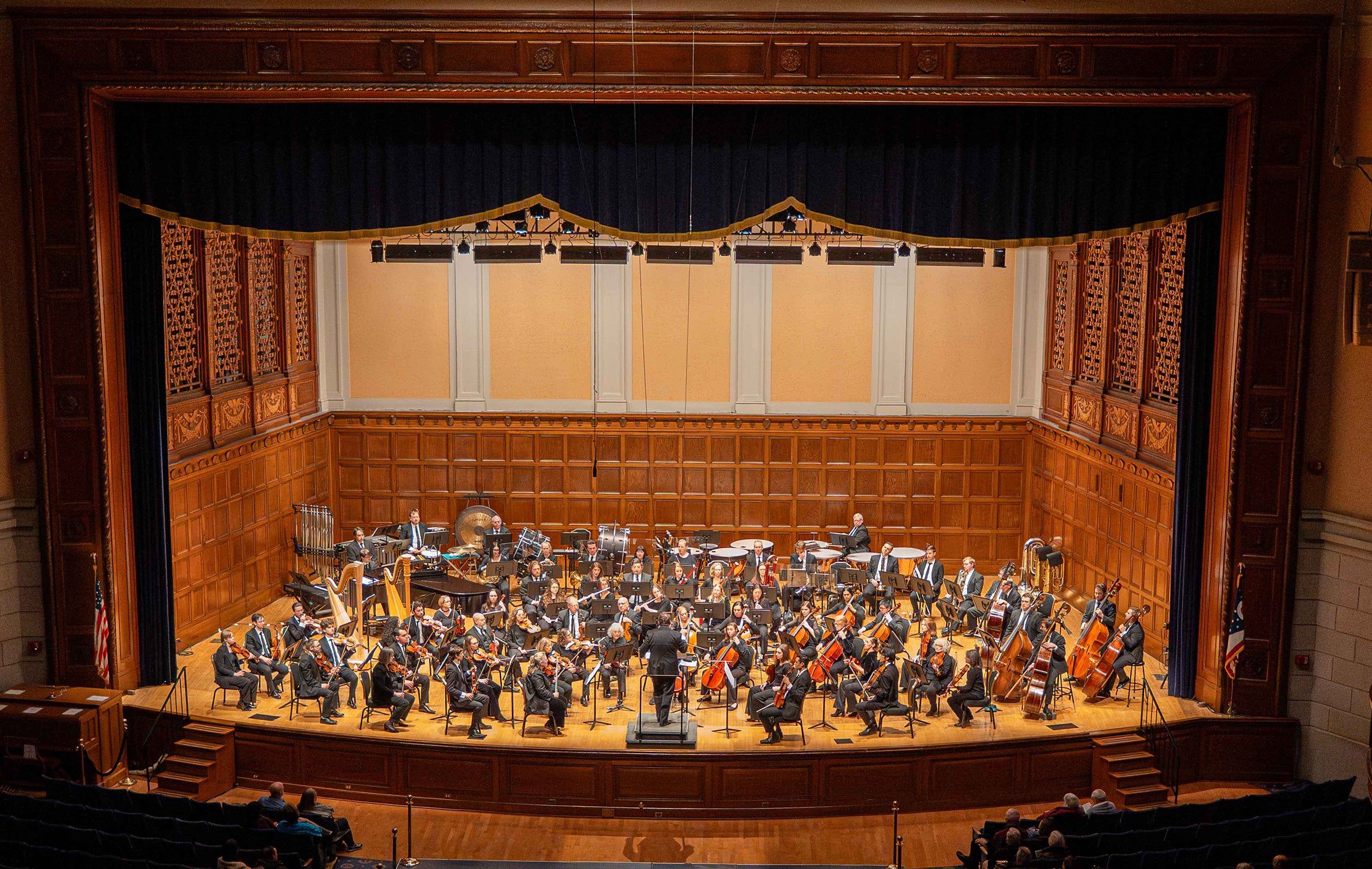 Youngstown Symphony Orchestra: Symphonic Sorcery